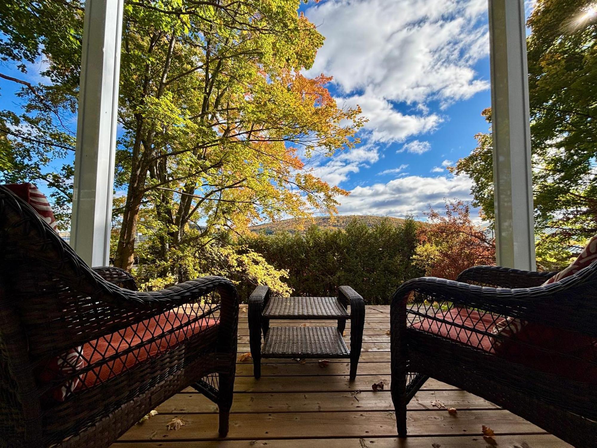 Auberge Sous Les Arbres Gaspé Exterior foto